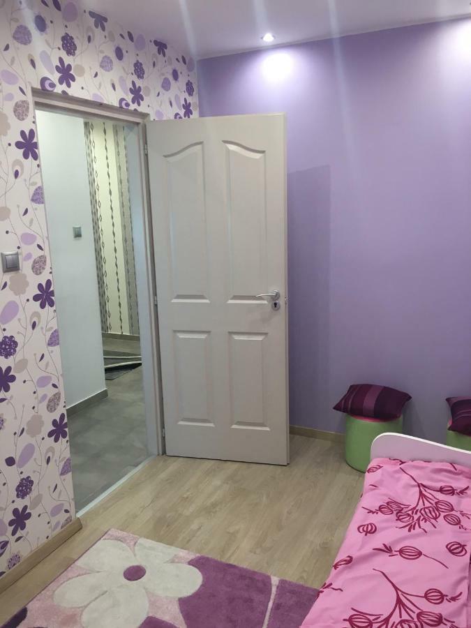 Igenyes Lakas Apartment แซแก็ด ภายนอก รูปภาพ