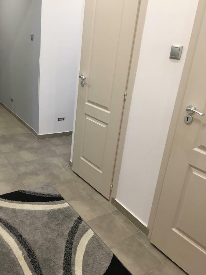 Igenyes Lakas Apartment แซแก็ด ภายนอก รูปภาพ